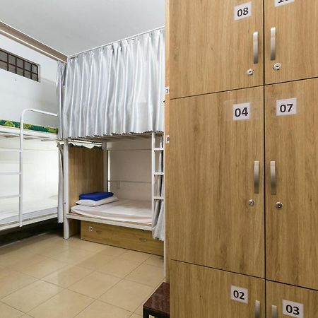 Spot On 710 Sakura Hostel Cholon Ho Chi Minh-Byen Eksteriør billede